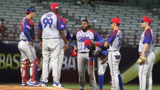 El equipo Cuba de béisbol en el Premier 12.