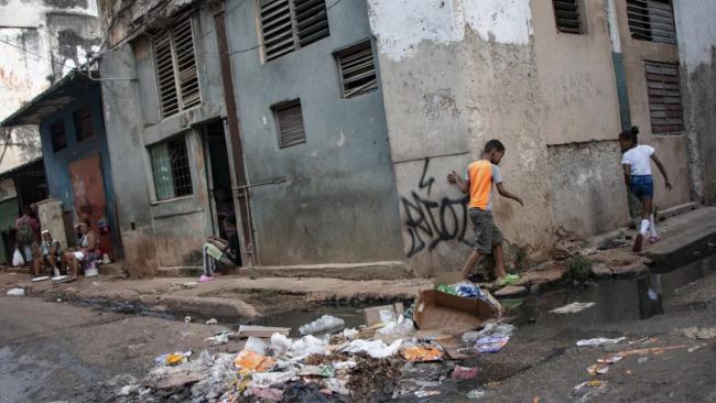 Niños en una calle de La Habana.