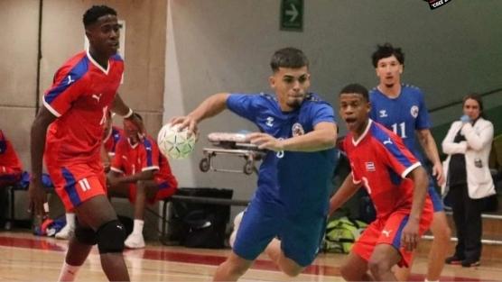 Momento de un partido del equipo cubano de balonmano en México.