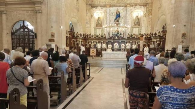 Misa en la Catedral de La Habana.