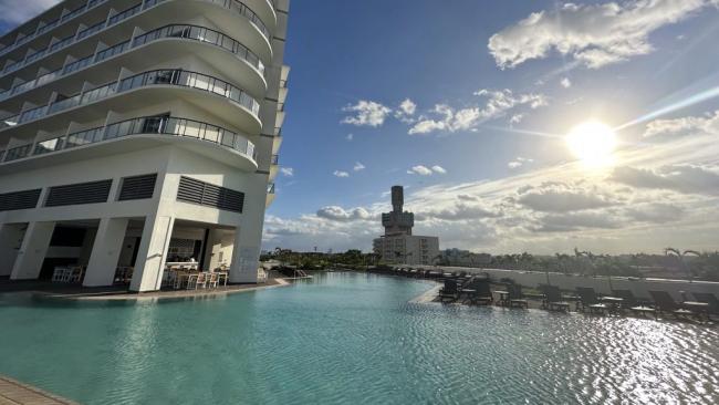 Piscina del Gran Muthu Habana, hotel de GAESA.