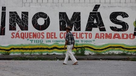 Pintadas contra la violencia en Colombia.