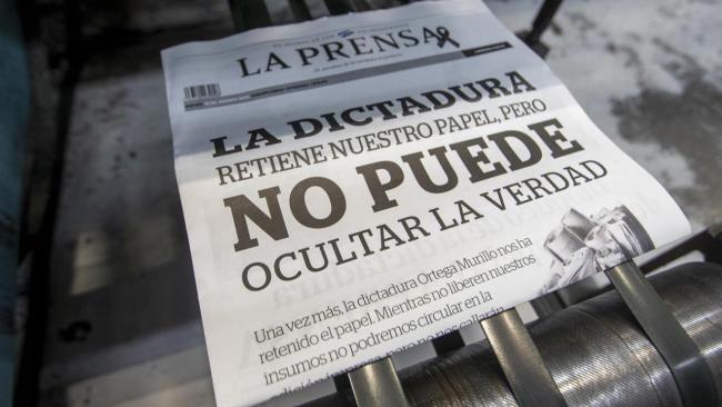 Última portada impresa de 'La Prensa' antes de que el régimen le restringiera el papel en 2021.