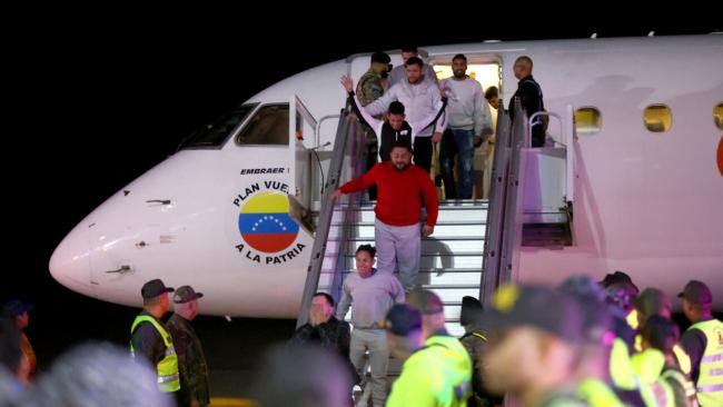 Migrantes venezolanos deportados en febrero.
