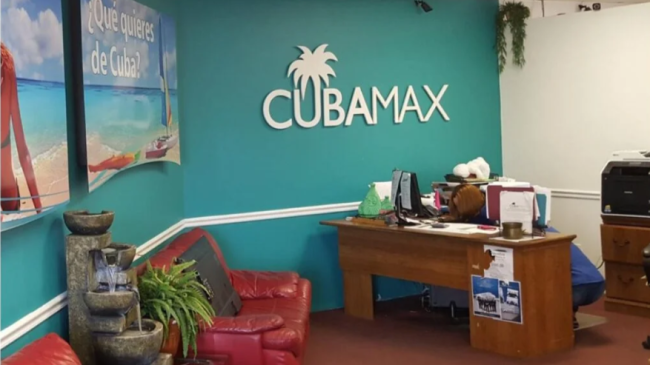 Oficina de Cubamax en Hialeah.