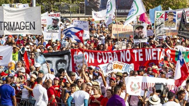 Un acto por el Primero de Mayo en Cuba.