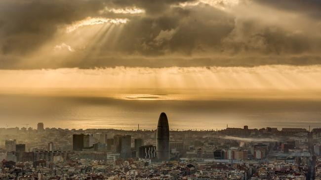 Amanecer en Barcelona.