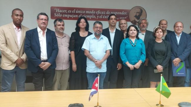 Encuentro en La Habana entre autoridades rusas y brasileñas.