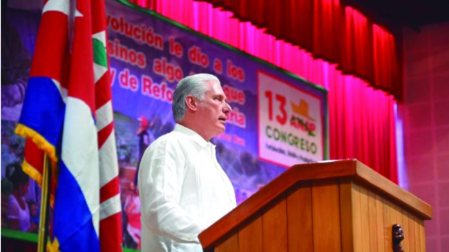 Miguel Díaz-Canel en XIII Congreso de la ANAP.