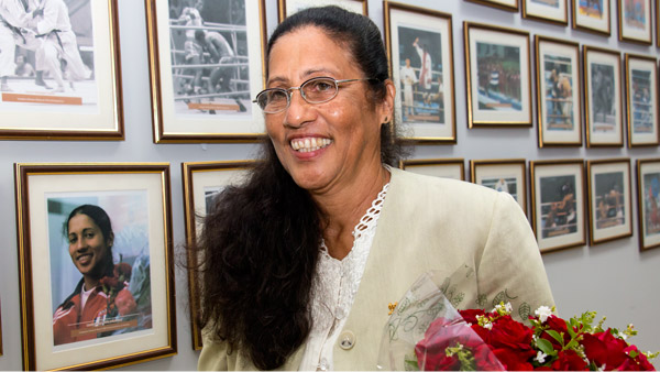 María Caridad Colón, afectada por negativas de visas de EEUU y por decisiones de Fidel Castro.
