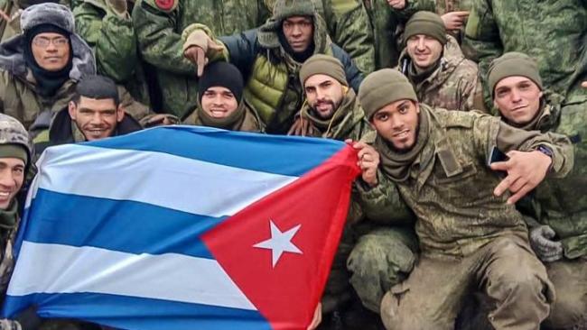Mercenarios cubanos integrantes del ejército ruso en Ucrania.