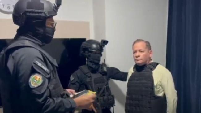 Imágenes difundidas por la dictadura del arresto de Juan Pablo Guanipa.