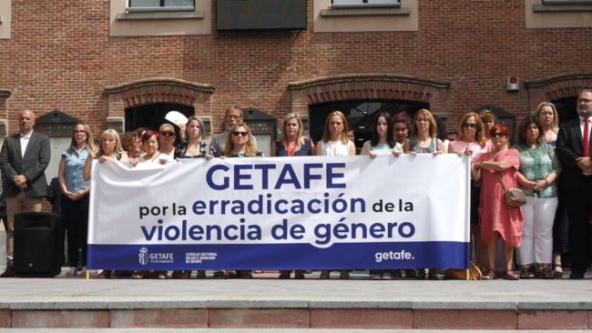 Concentración institucional para condenar el asesinato de Maritza. 