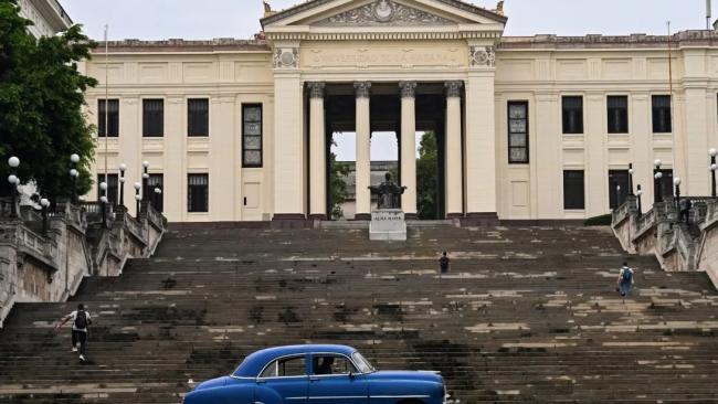 Escalinata de la Universidad de La Habana.