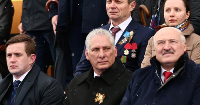 Miguel Díaz-Canel y Lukashenko en Moscú, durante el Desfile de la Victoria de 2024.