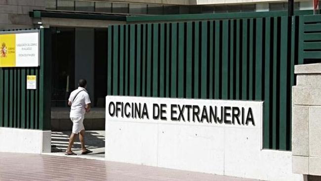 Una oficina de extranjería en España.