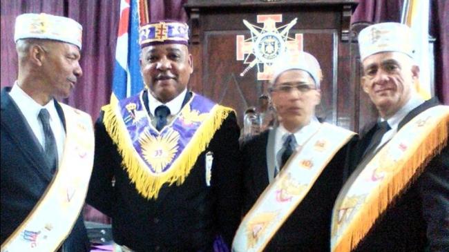 Juan Alberto Kessel Linares, segundo a la izquierda.
