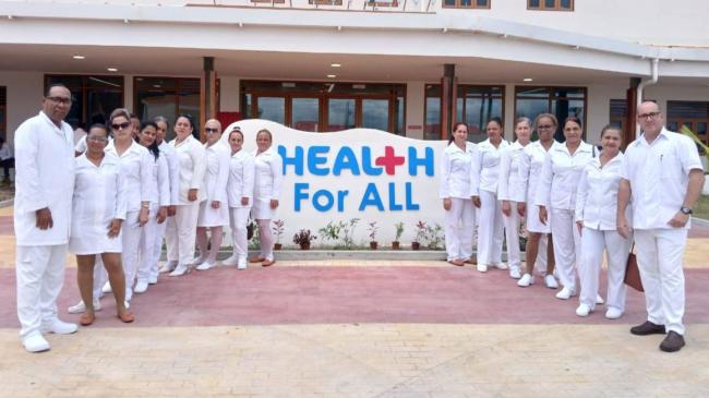Médicos cubanos en Guyana.