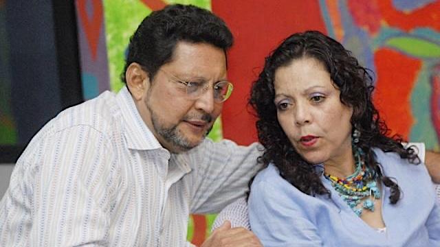 El comandante sandinista Bayardo Arce, cuando aún gozaba del favor de Rosario Murillo.