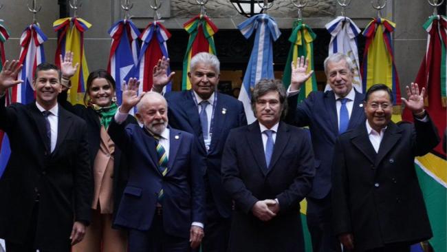 Foto oficial de la Cumbre de Mercosur, Buenos Aires. 