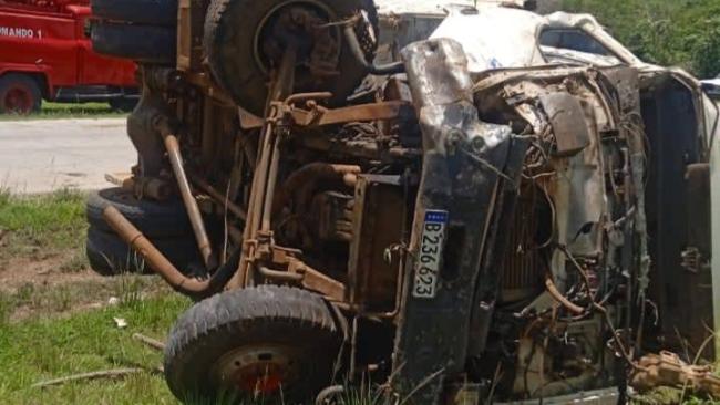Estado del camión tras el accidente en Ciego de Ávila.