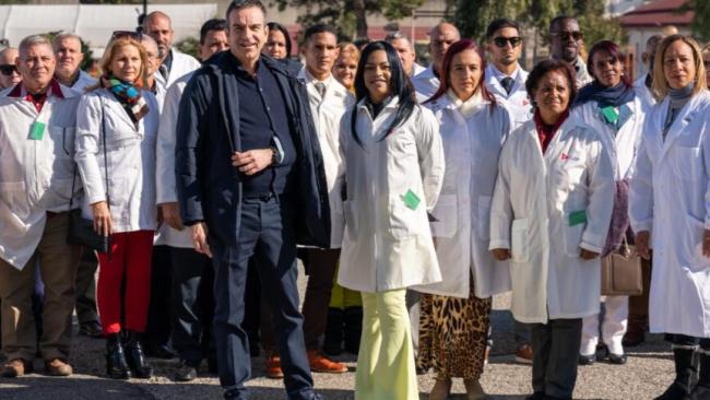 Médicos cubanos en Calabria.