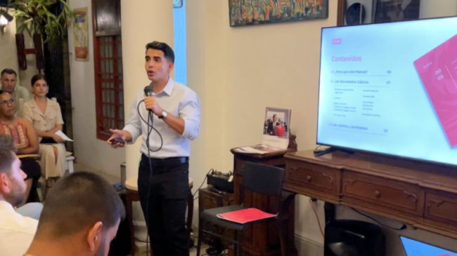 Presentación del primer manual normativo creado en la isla para MIPYMES.