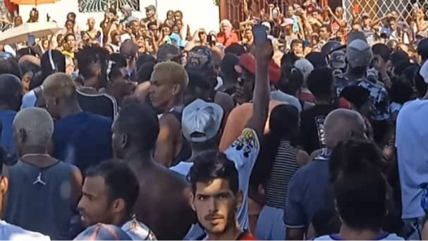 Protesta en Cuba en marzo de 2024.