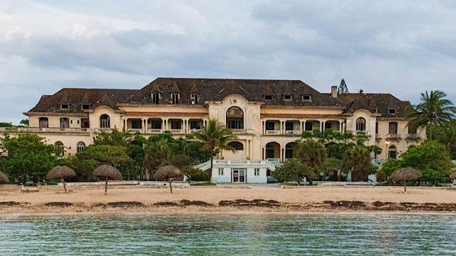 Antiguo Havana Yacht Club, hoy en ruinas.