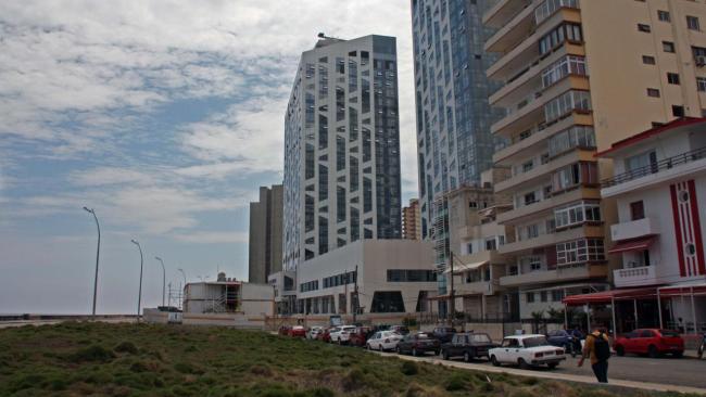Hoteles en la zona del Malecón de La Habana, en El Vedado.
