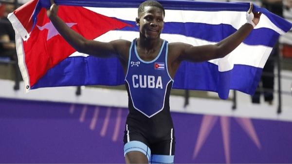 Vladimir Vila, campeón de lucha libre.