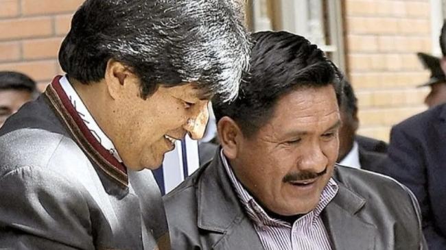 Evo Morales y Felipe Cáceres, ex viceministro de Defensa Social y Sustancias Controladas.