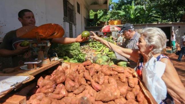 Un mercado agrícola en Cuba.