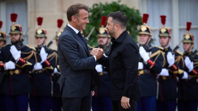 Macron y Zelenski este jueves en París.