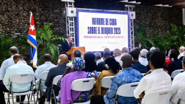 Presentación del informe oficial sobre el bloqueo.