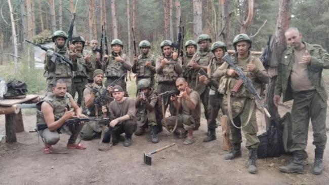 Cubanos reclutados por el Ejército ruso para pelear en Ucrania. 