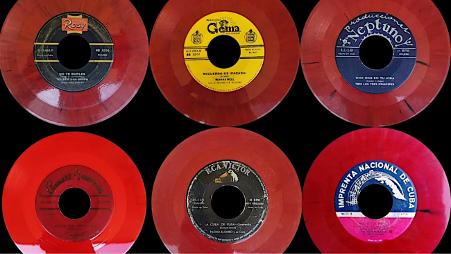 Discos de vinilo cubanos.