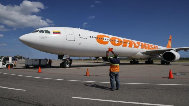 Avión de Conviasa.