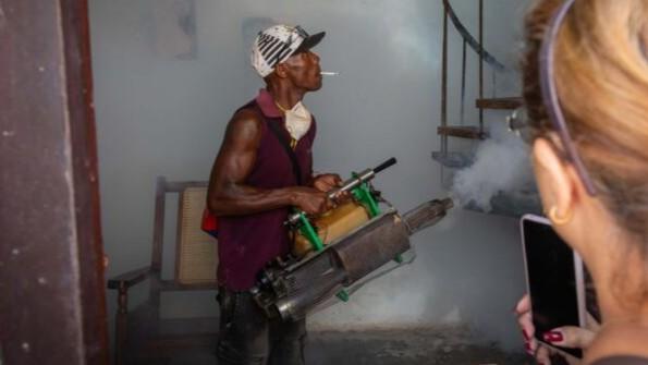 Fumigación en Matanzas.