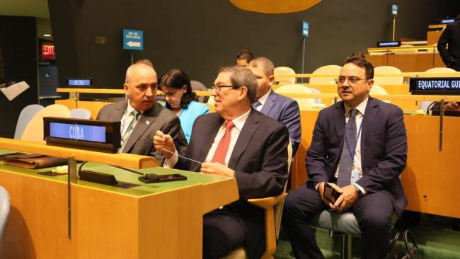 El canciller cubano y su delegación este martes en la ONU.
