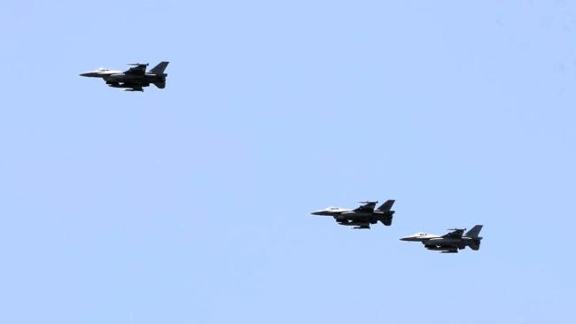 Aviones militares de EEUU operan en el Caribe.