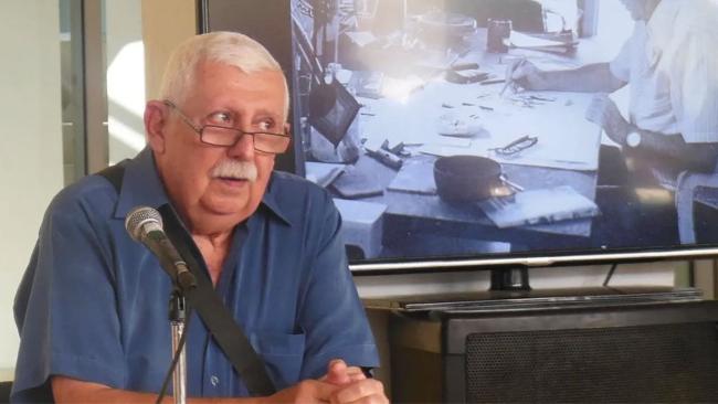 El investigador, archivista y comisario de arte cubano José Veigas.