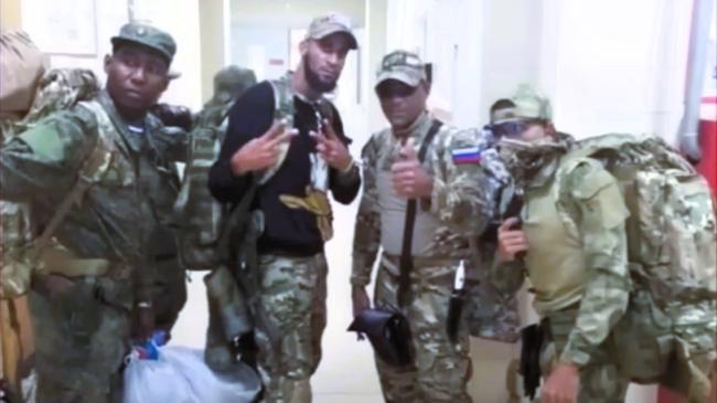 Cubanos reclutados por el Ejército ruso para combatir en Ucrania.