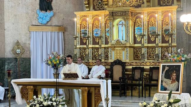 Misa en memoria de Celia Cruz en la  iglesia Nuestra Señora de La Caridad del Cobre.