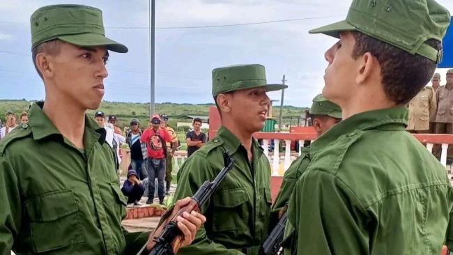 Reclutas del servicio militar en Cuba.