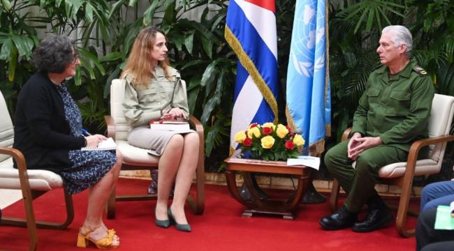 Alena Douhan durante su encuentro con Miguel Díaz-Canel.