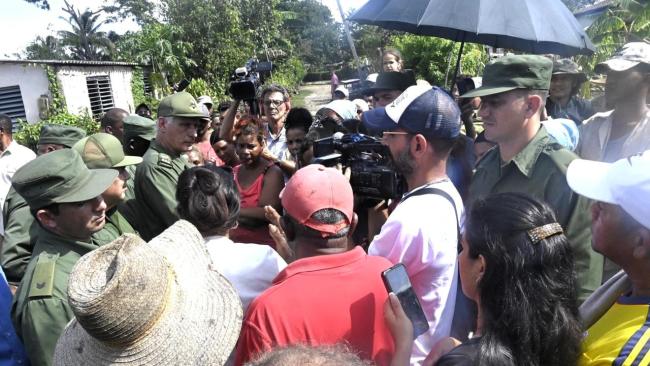 Miguel Díaz-Canel en El Cobre, Santiago de Cuba.