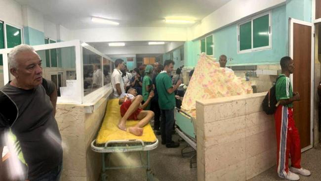 Hospital Carlos Manuel de Céspedes desbordado.