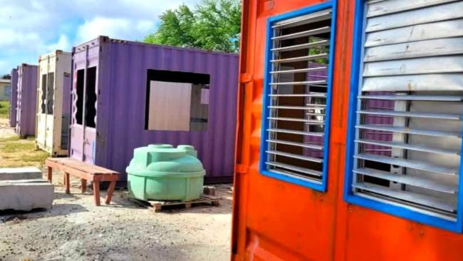 Viviendas a partir de contenedores en Holguín.