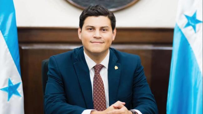 El consejero electoral hondureño Marlon Ochoa.